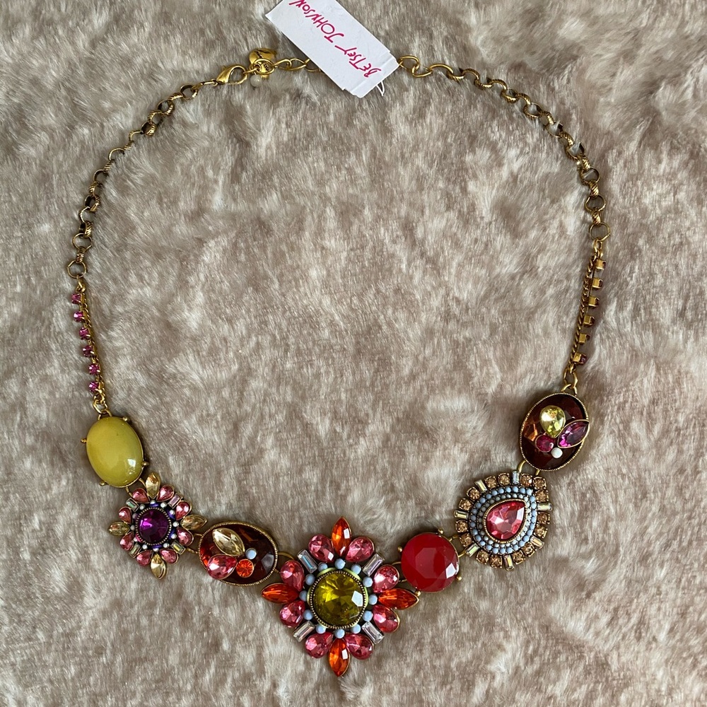 Betsy Johnson necklace new with tag